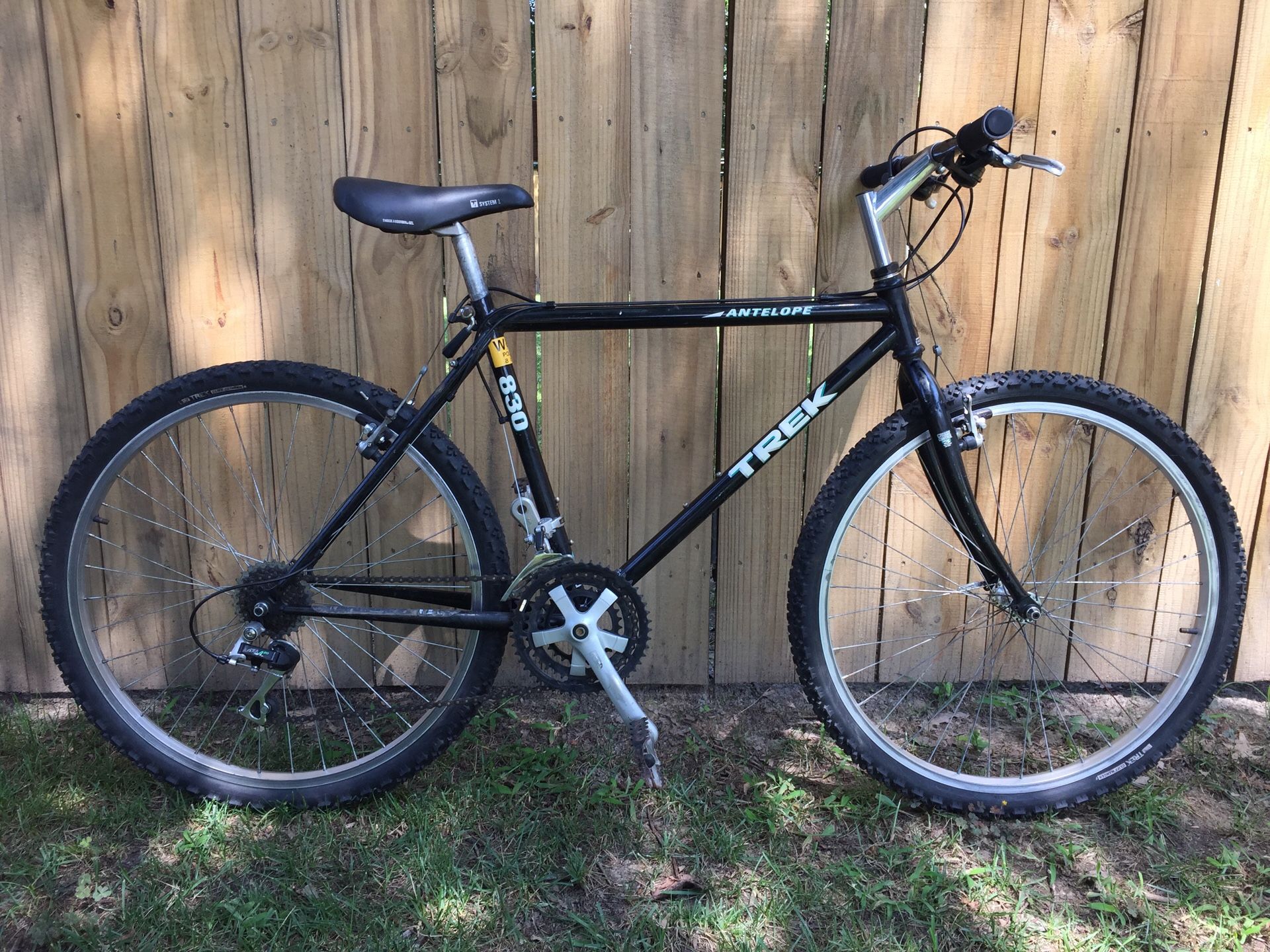 trek 830 bicycle