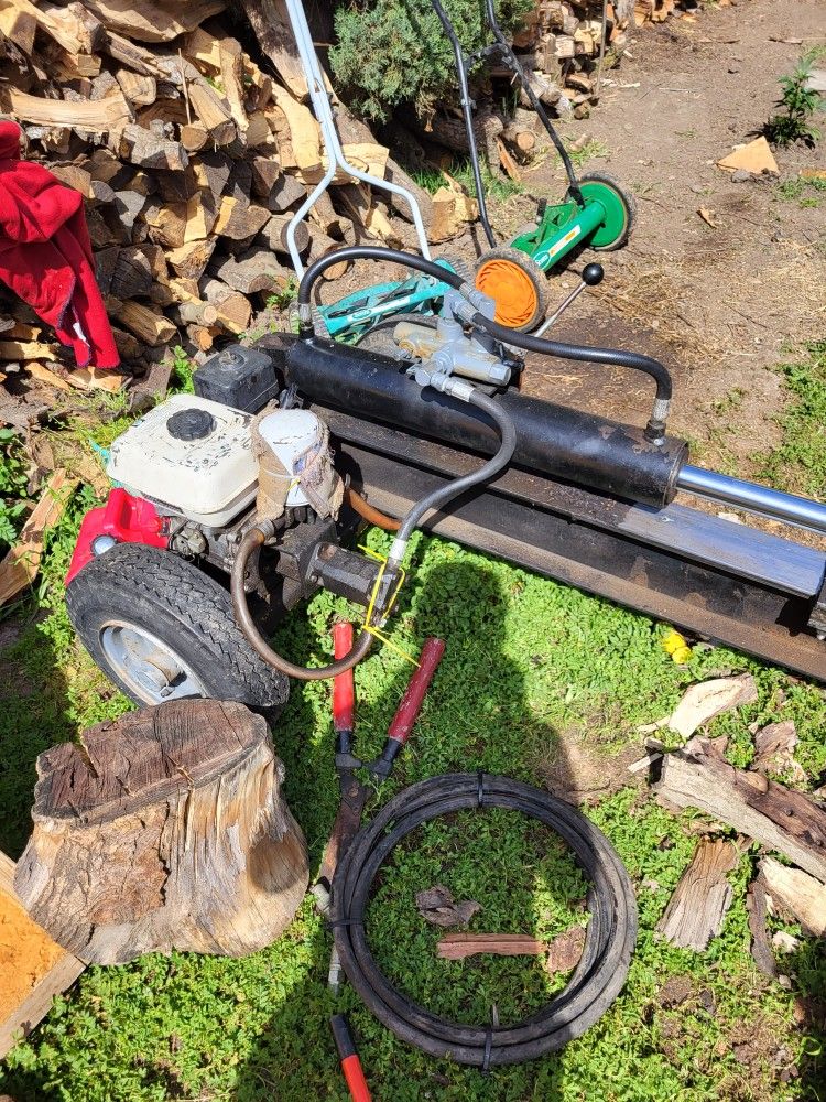 Hydraulic Gas Powered Wood Splitter. for Sale in Stockton, CA OfferUp