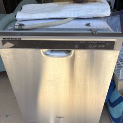 Whirlpool Dishwasher - FREE