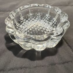 Crystal ashtray with the REIMS FRANCE sko or Crystal stamp.