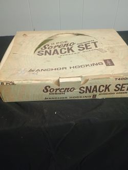Avocado green snack set