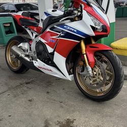 2014 Honda Cbr1000rr sp