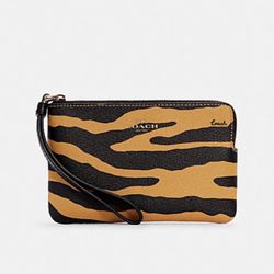 NWT Coach Corner Zip Wristlet Animal Tiger Print Black Gold Wallet