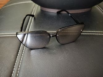 Bolo BJ5228 sunglasses