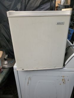 Small Refrigerator