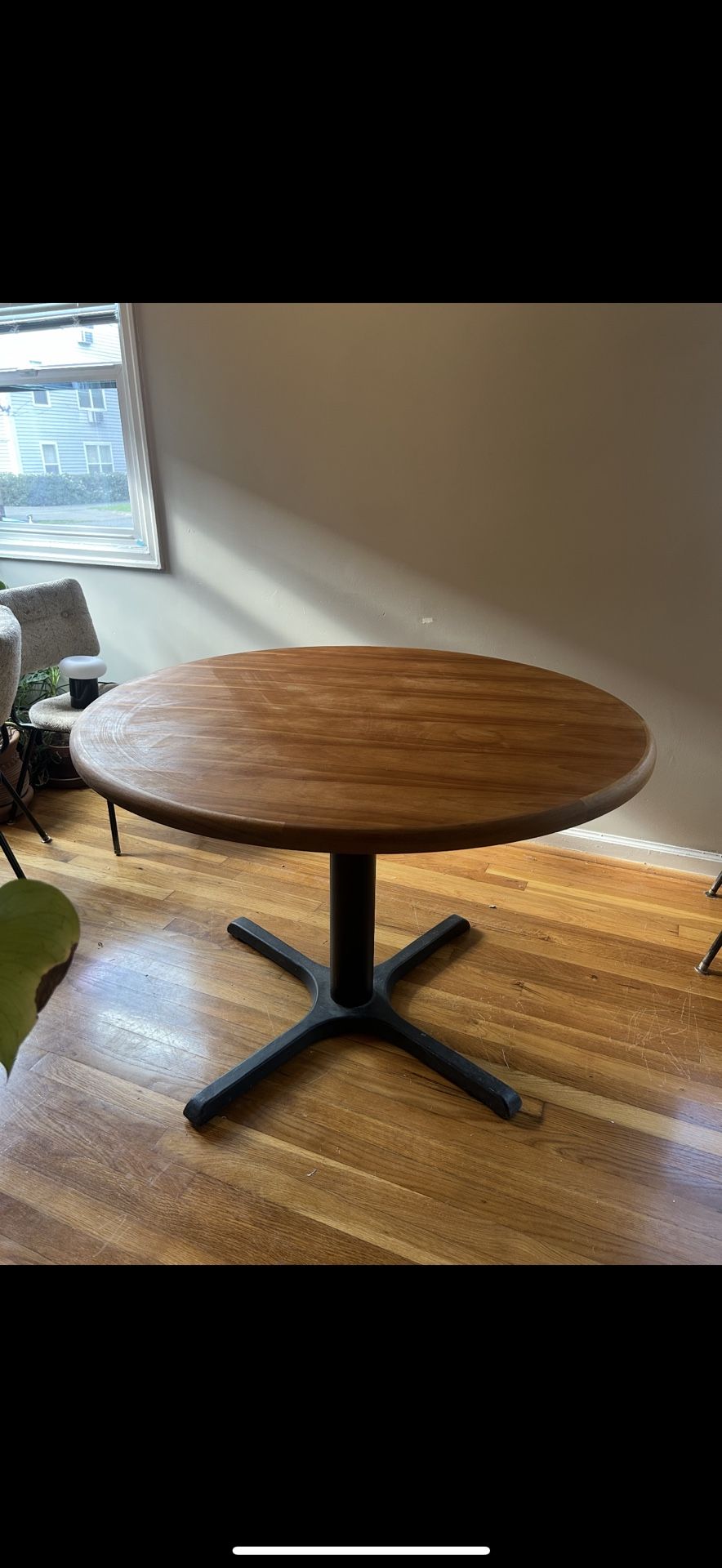 Circle Dining Table