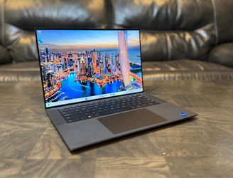 DELL Precision 5560 15.6” inches Core i7 11th gen 32GB RAM 512GB SSD T1200 4GB GPU USB C Full HD 1080p Windows 11 laptop computer
