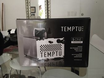 Temptu air brush makeup compressor with tools
