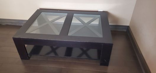 Coffee table glass n wood