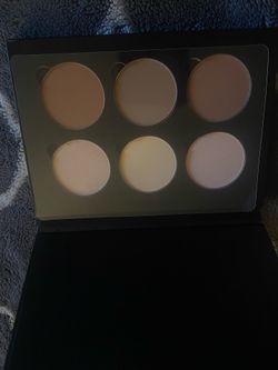 Contour palette by Anastasia light to medium