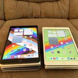 iPad 7 ,  10.2” WIFI + Cellular Unlocked. 128gb