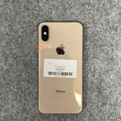 Iphone Xs 64 Gb | Unlocked | Comes with Store warranty | Free charger and Cable 