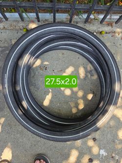 Road bike tires