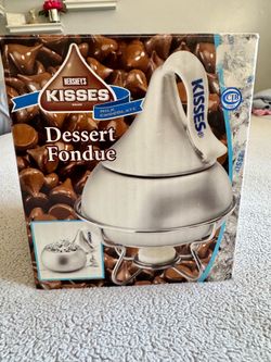 Hershey’s Kisses Dessert Fondue Set