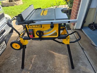 Dewalt saw table