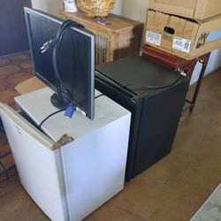 Car Seat Baby Clothes Bar Table Refrigerator Weight Bench