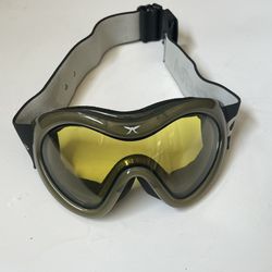 Carrera Goggles Ski Snowboard Bike Motorcycle Ultralight, Diva Photo C, Green and Black + Bag