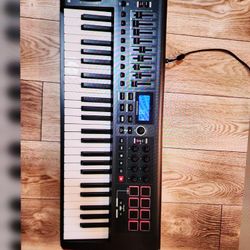 Novation Impulse 49 USB Midi Controller Keyboard