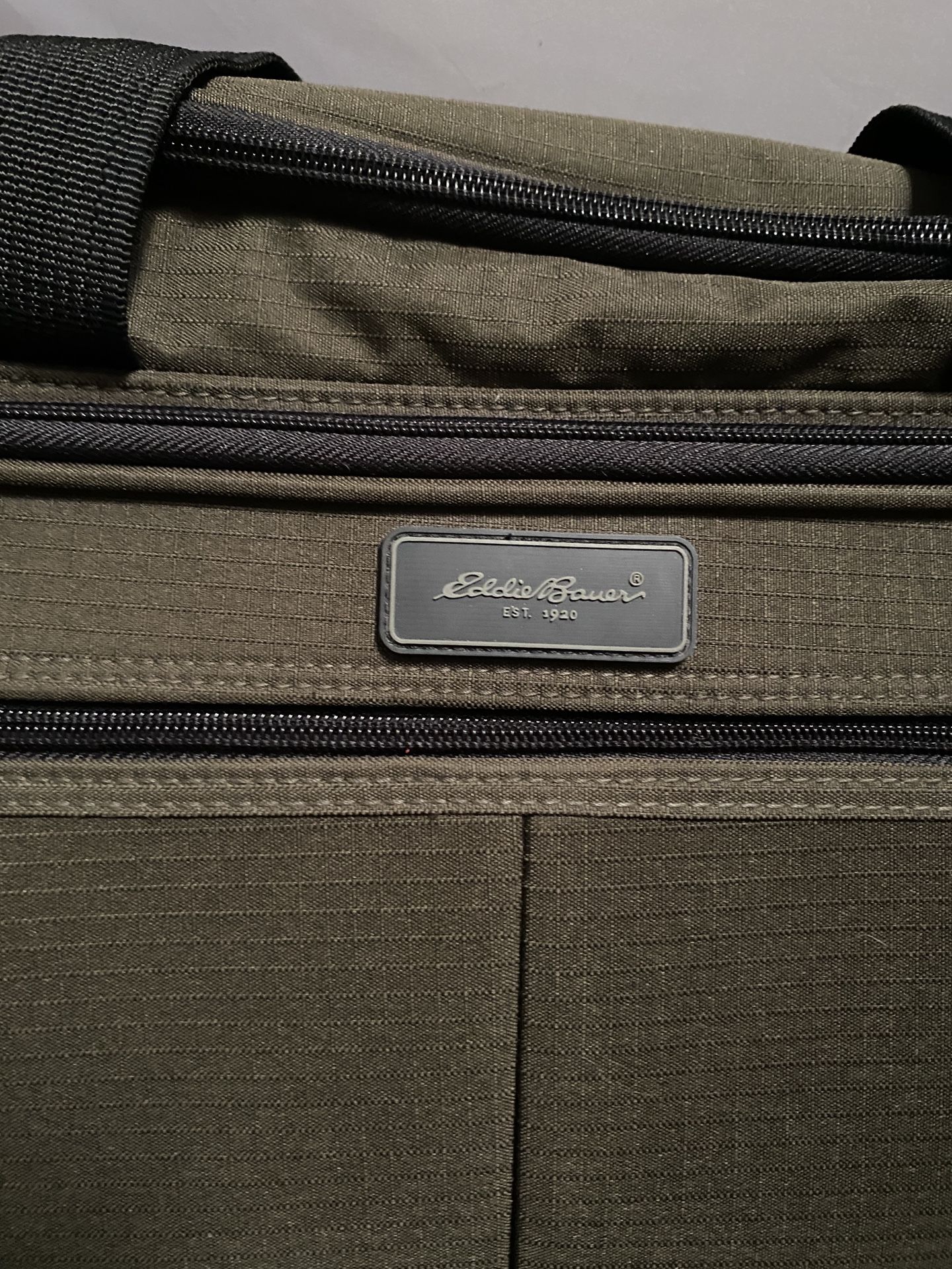 Eddie Bauer Duffel bag
