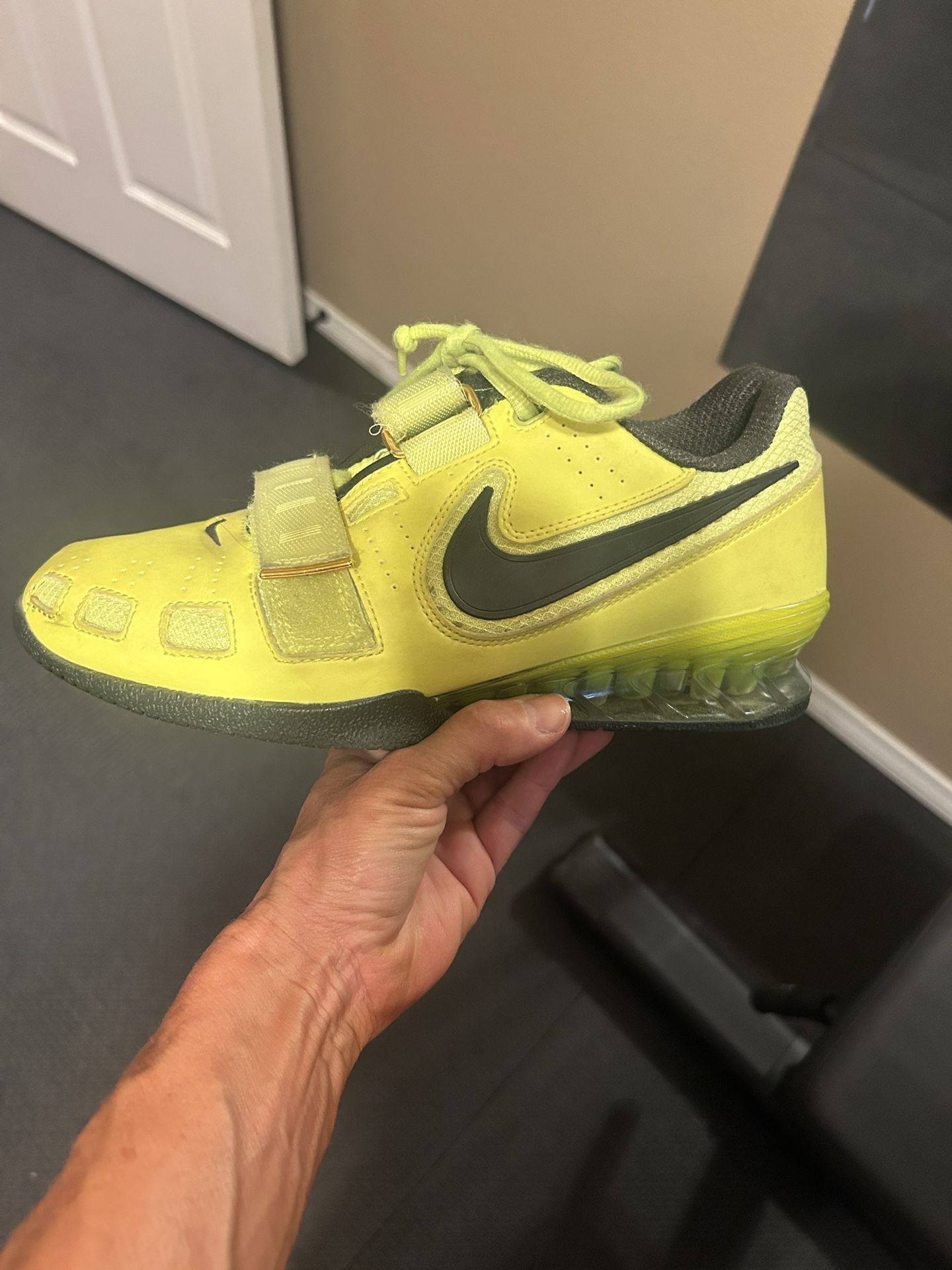 Nike Romoleo Lifting Shoe Men’s 7.5 Womens 8.5