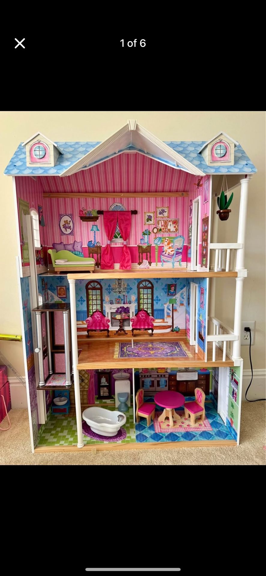 Doll House 