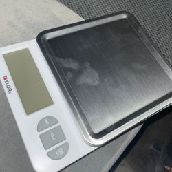 Digital Scale 