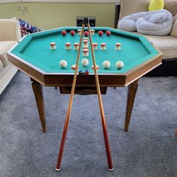 Octagon Bumper pool table
