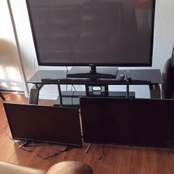 3 TVs And Stand 