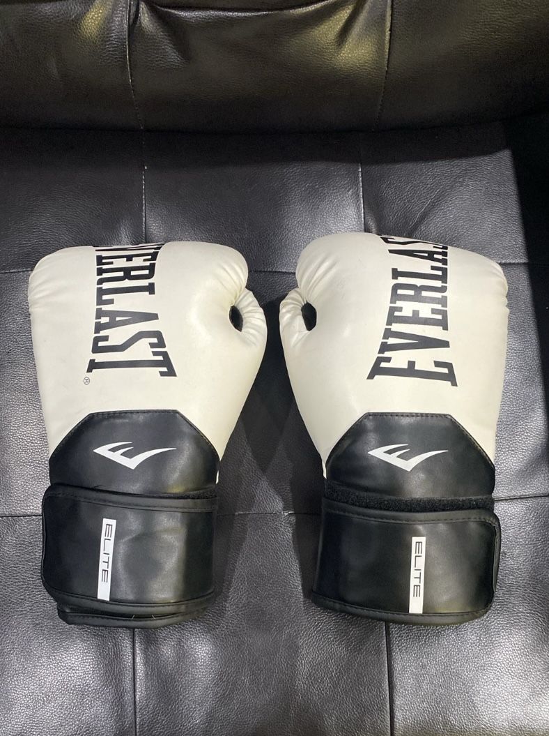 Boxing Gloves 