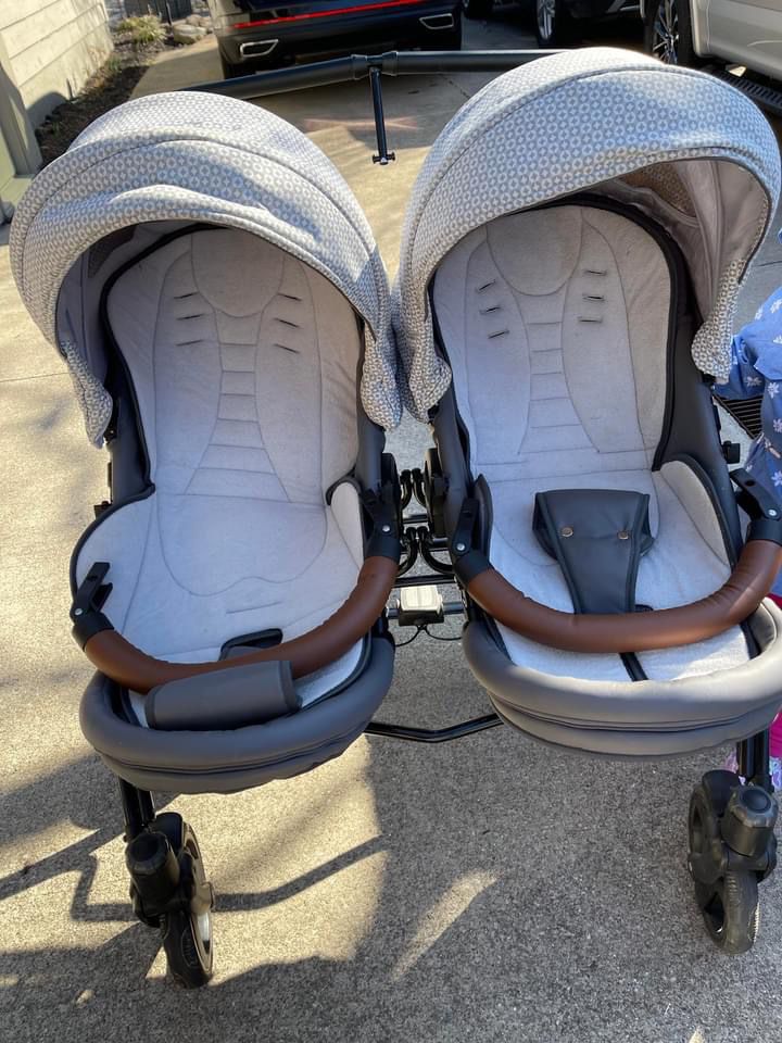 Junama Double Twin Stroller With Seats And Bassinets 