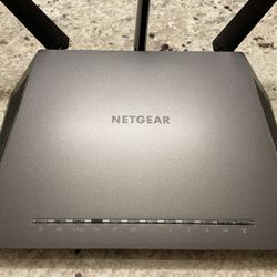 Netgear Nighthawk AC1900 R7000 WiFi Router