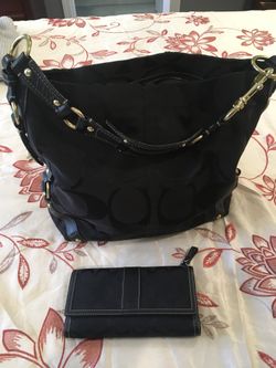 Women’s shoulder bag