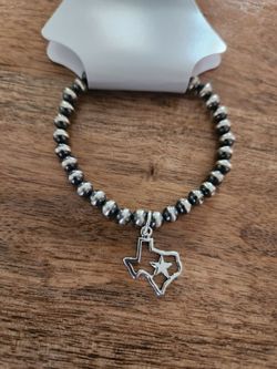 925 Navajo Style Pearl Bracelet w/SS Heart of TX Charm
