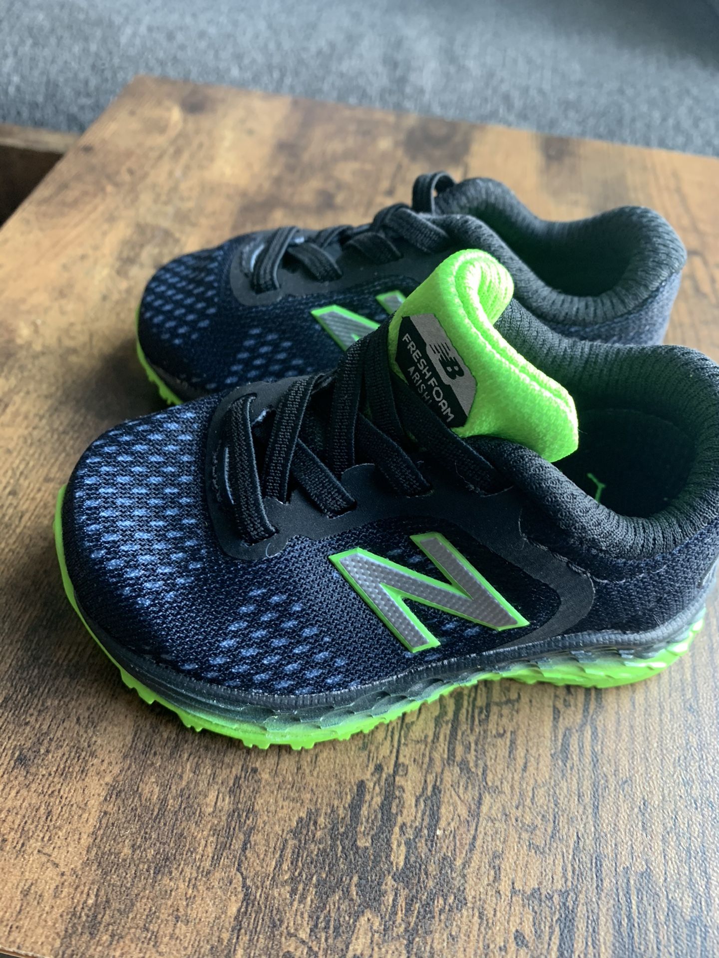 New balance infant 4