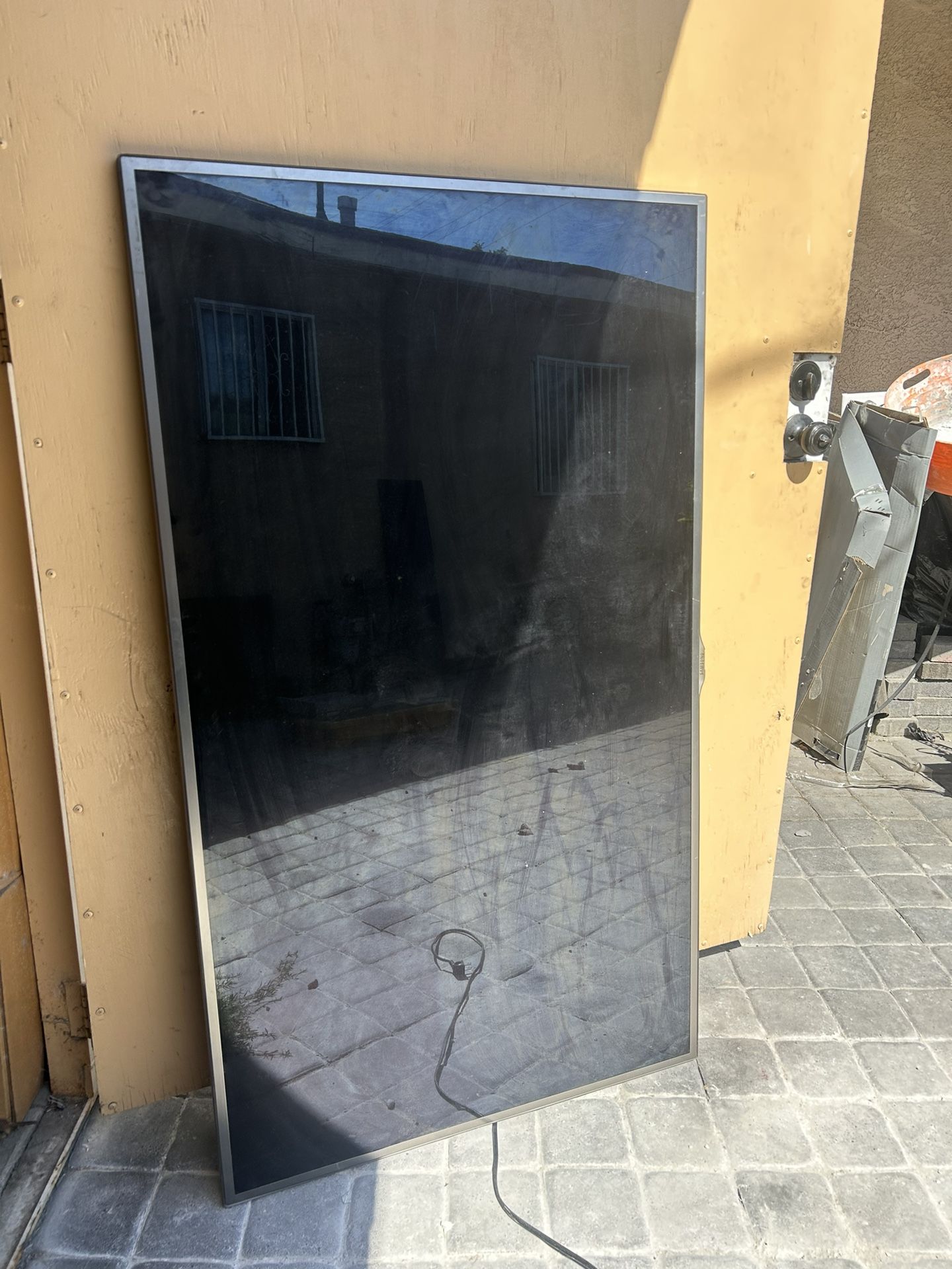 65” Samsung TV With No Stand Or Control (Not A Smart Tv)