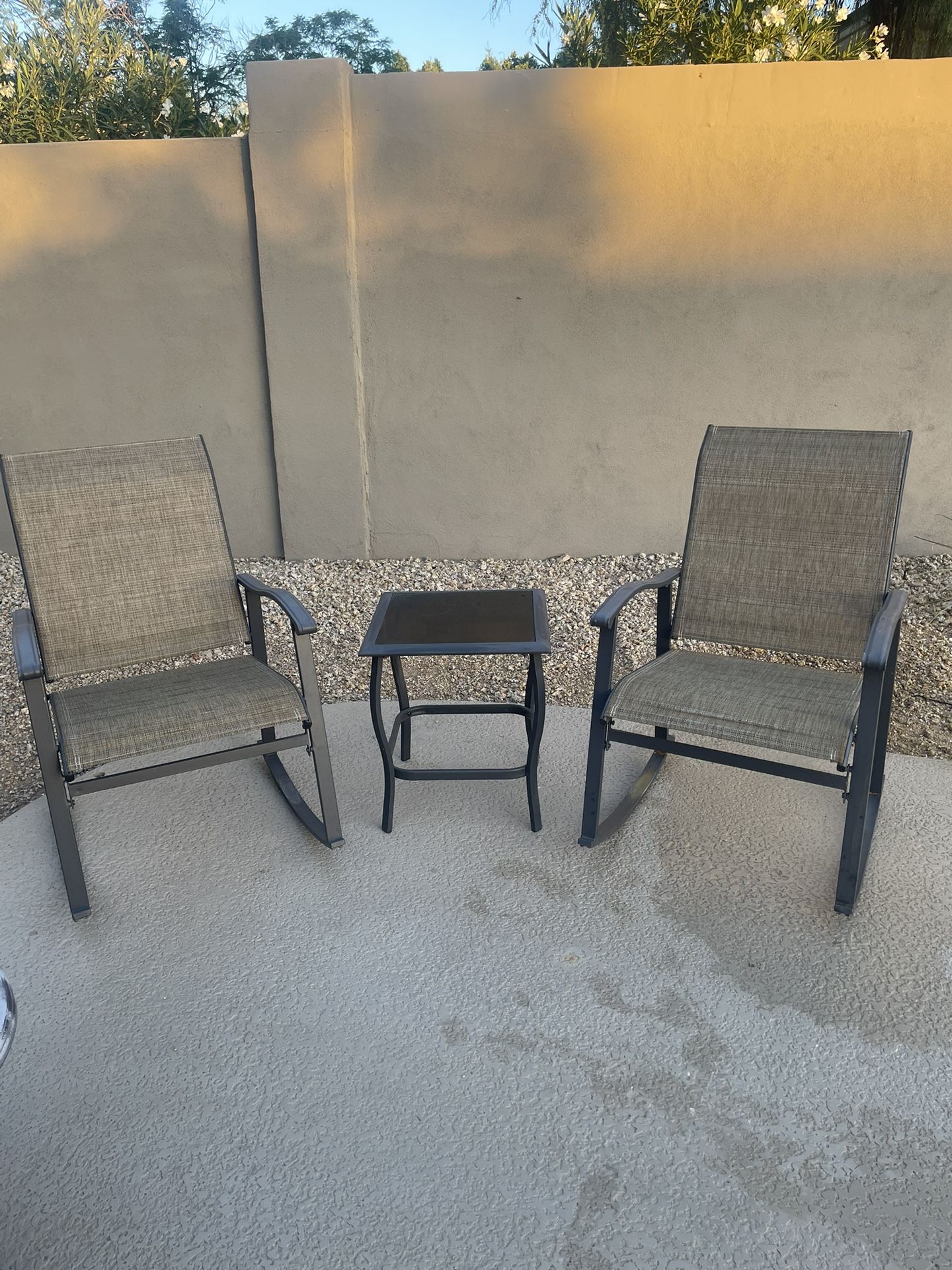 Patio Furniture-2 Rockers With Table