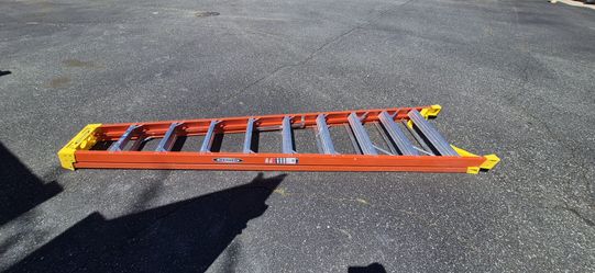 Step ladder