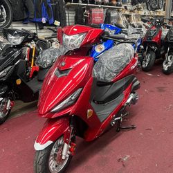 Brand New Viper/jog 150cc Gas Scooter