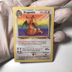 Non - Holo 1995 Dragonite Fossil Pokemon Card
