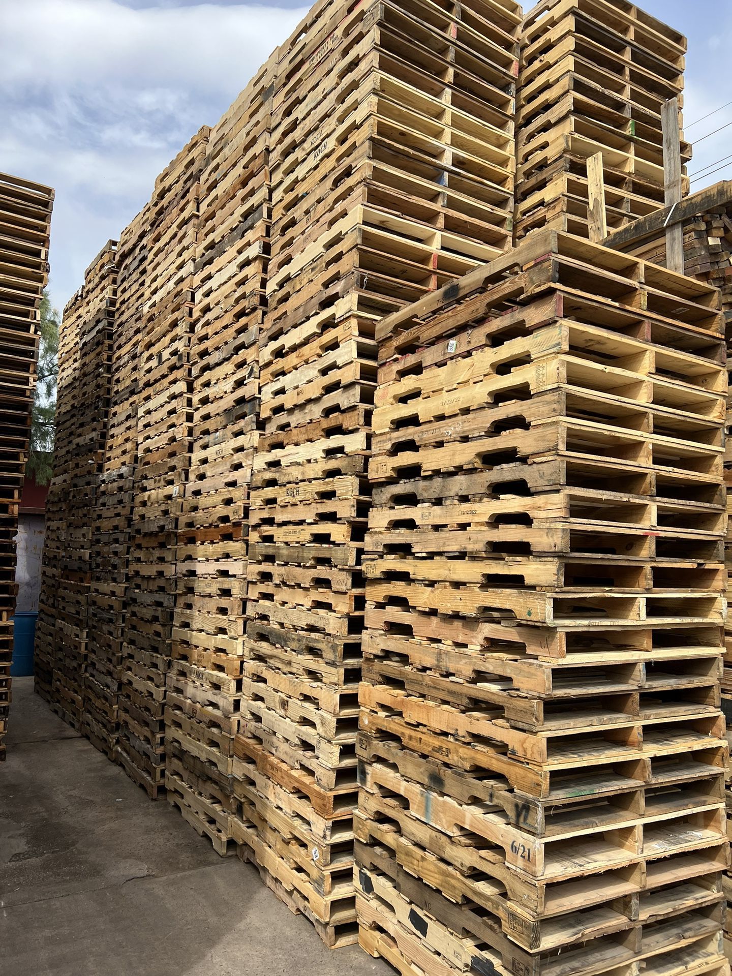 Pallets 48x40 Wood Pallets