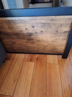 Metal Queen Size Frame