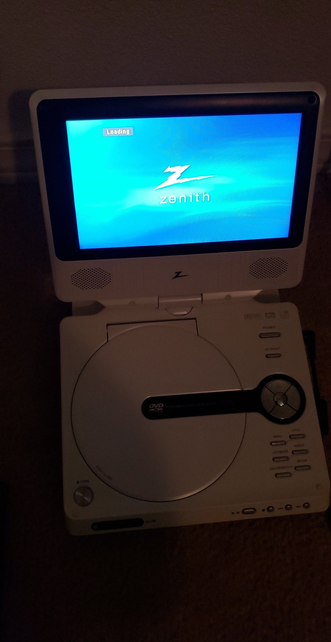 Zenith LCD portable DVD player (white)