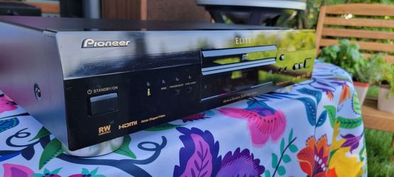 Pioneer elite dvd dv-59AVI dvd sacd player