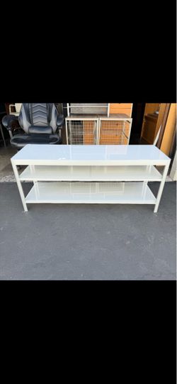 IKEA GETTORP White/Aluminum TV Stand Excellent Condition Like New