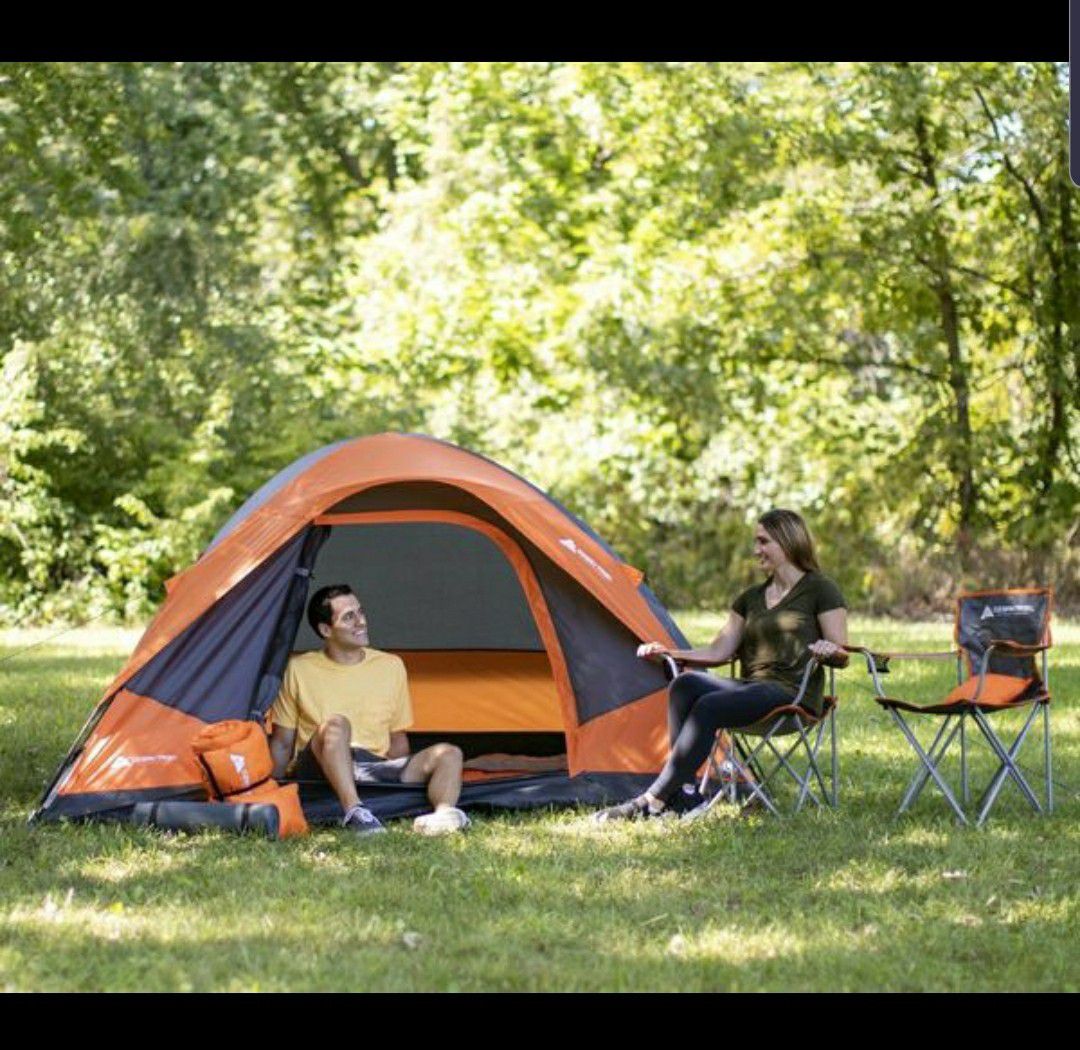 NEW Camping 22 piece Combo Set - 4 person Tent, 9ft by 7ft, 2 sleeping bags & pillows & mats, 2 camp chairs, lantern