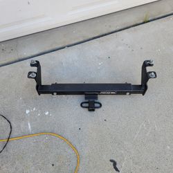 Tow Receiver