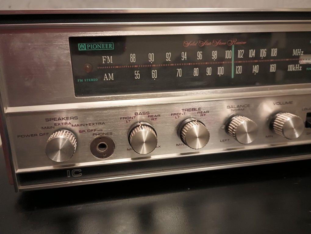 Vintage Pioneer Stereo Receiver Amplifier 1968 Minty Blows Fuses for