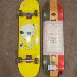 Complete skateboard with other deck