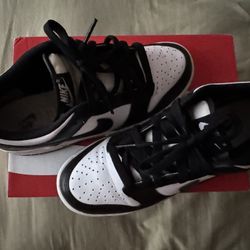 Nike Dunks 