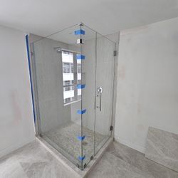 Glass Shower In All The Measures